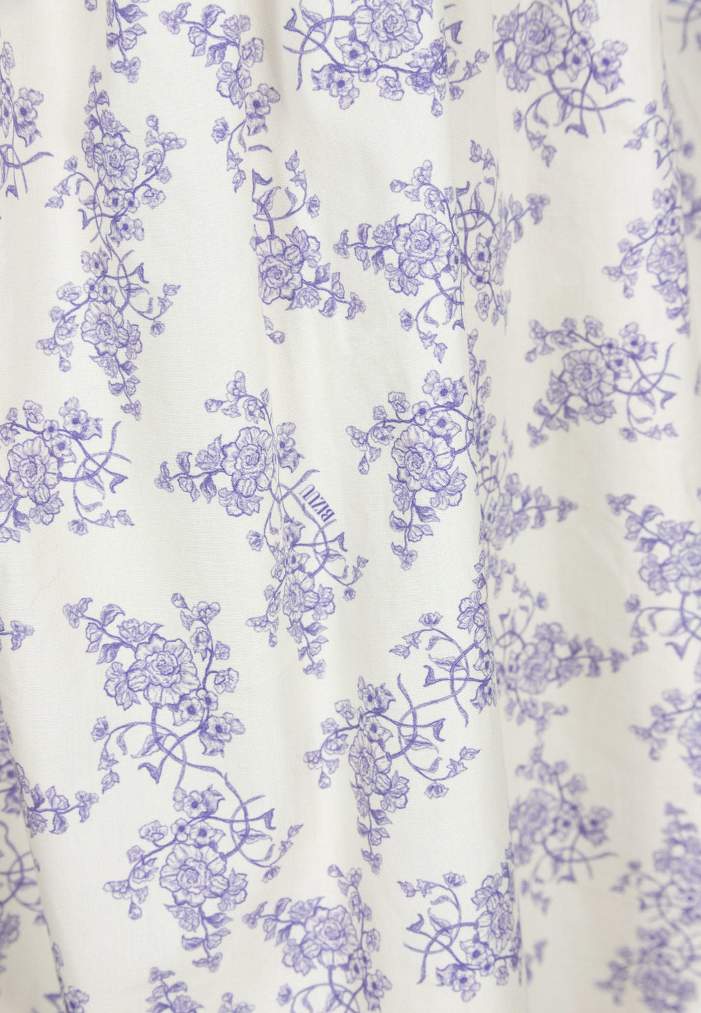 Kremowa sukienka mini w autorski print ALMAR