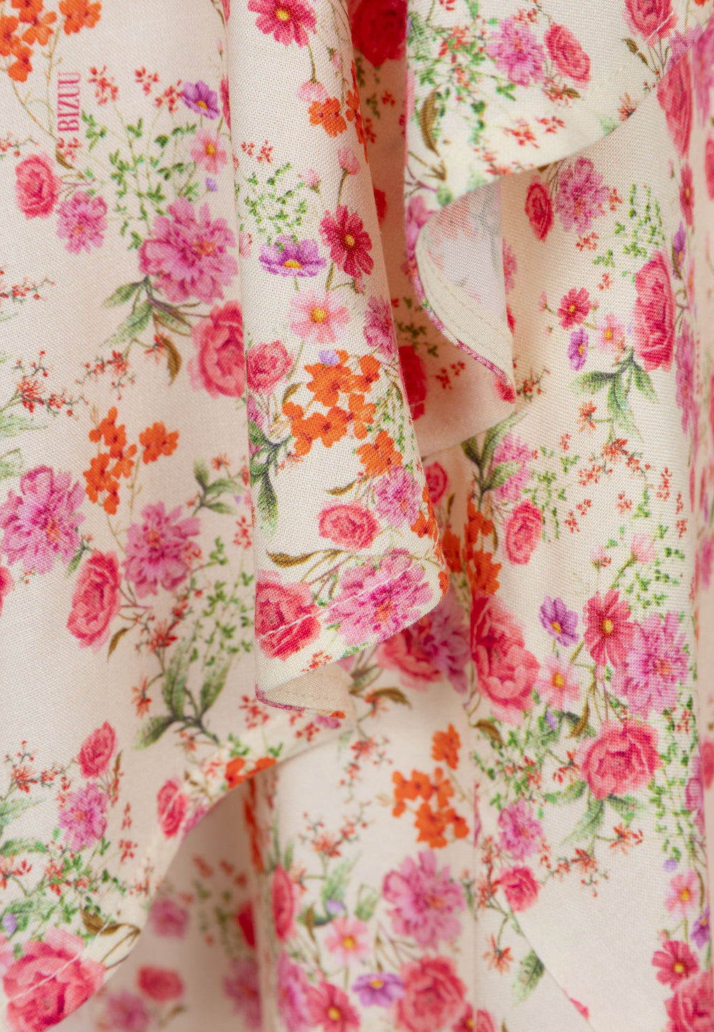 Kopertowa sukienka z ozdobną falbanką ISLAY multikolor