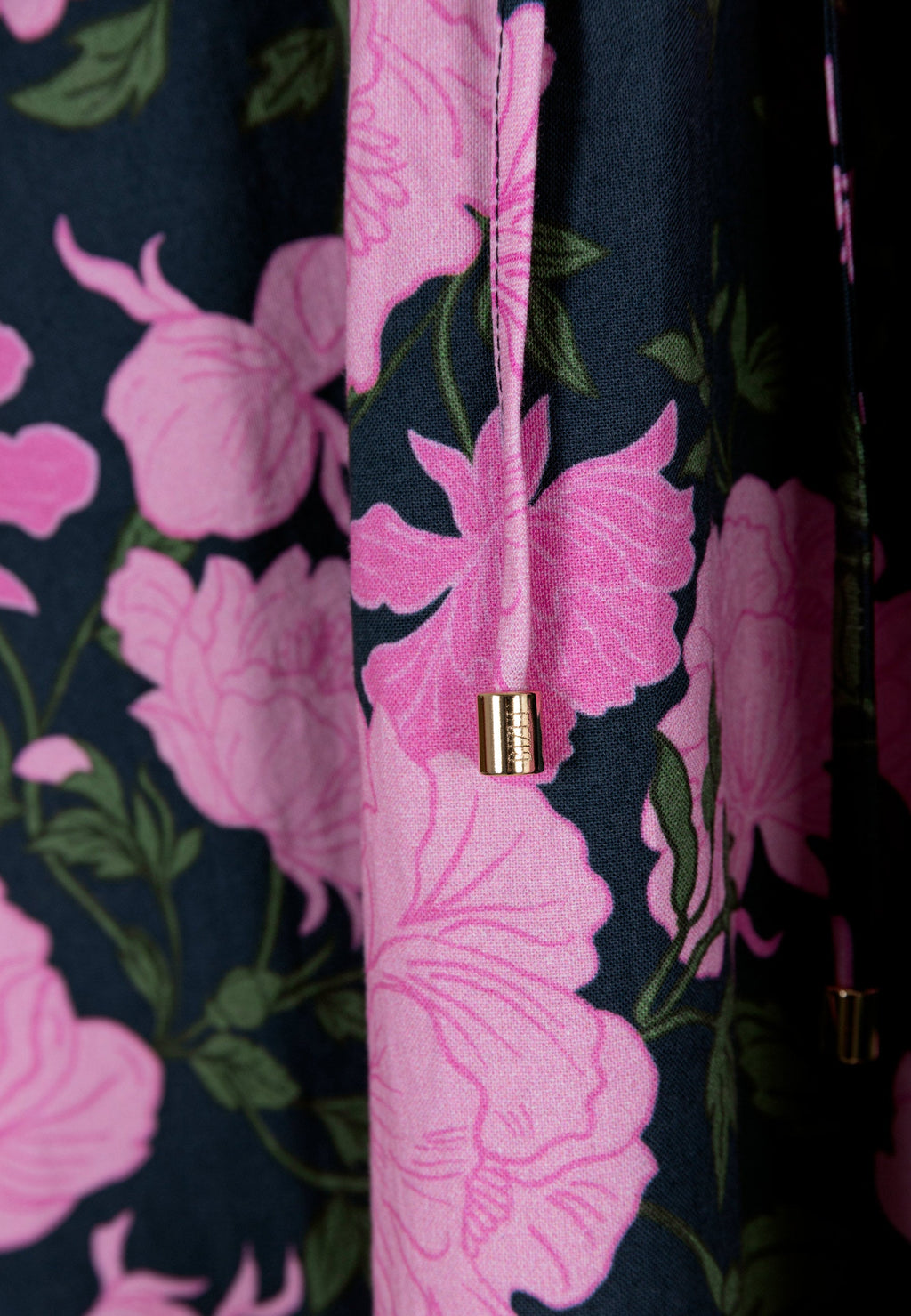 Mini sukienka z rozkloszowanym dołem AYOTE różowa