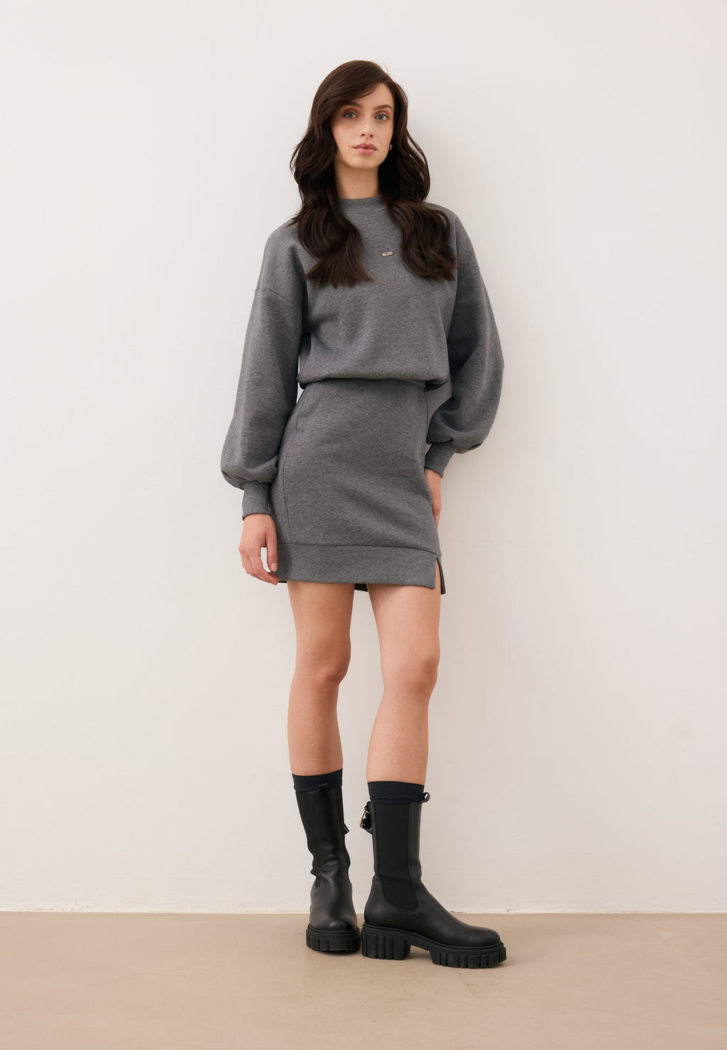 Dzianinowa sukienka grafitowa CAGLIARI